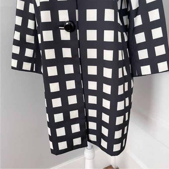Kate Spade Black & White Franny Rain Coat Women's Size Medium Checkered Jacket - Picture 4 of 10